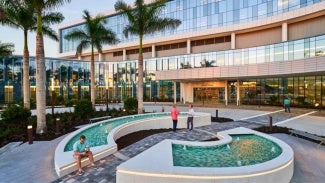 Sarasota Memorial Hospital - Venice, main entry day, flad architects