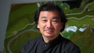 Headshot of Shigeru Ban