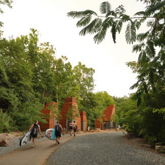 Augusta Quarry at Fort Dickerson Park, approach